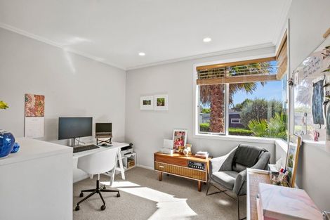 Photo of property in 17b Shearer Drive, Oakura, 4314