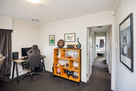 Photo of property in 108 Apollo Parade, Milson, Palmerston North, 4414