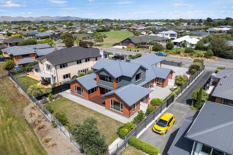 Photo of property in 512 Bower Avenue, Parklands, Christchurch, 8083