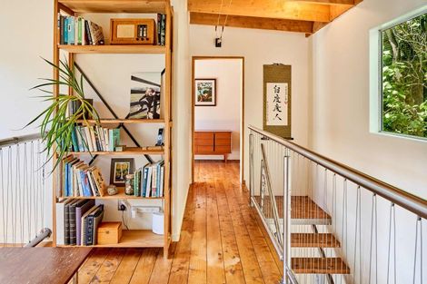 Photo of property in 101 Cluny Road, Plimmerton, Porirua, 5026