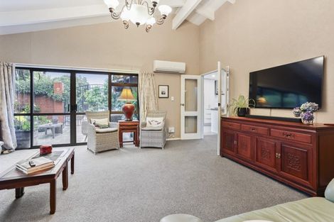 Photo of property in 1/5 Merrin Street, Avonhead, Christchurch, 8042