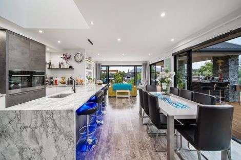 Photo of property in 11 Whitcombe Place, Darfield, 7571