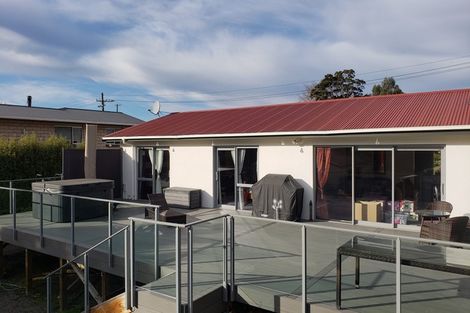 Photo of property in 26 Skerries Street, Outram, 9019