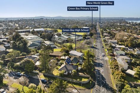 Photo of property in 92 Stottholm Road, Titirangi, Auckland, 0604