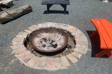 Photo of property in 1665 Matapouri Road, Matapouri, Whangarei, 0173