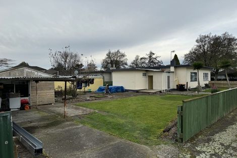 Photo of property in 2 Hobson Place, Takaro, Palmerston North, 4412
