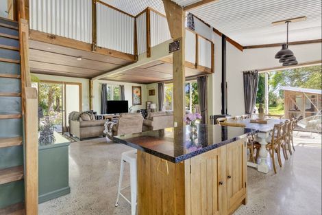 Photo of property in 949 Maungatautari Road, Maungatautari, Cambridge, 3494