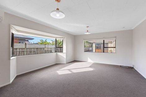 Photo of property in 20 Tukapa Street, Westown, New Plymouth, 4310