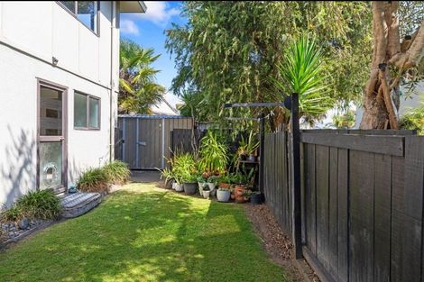 Photo of property in 10a Hayley Grove, Papamoa Beach, Papamoa, 3118