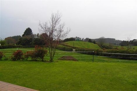 Photo of property in 124 Kent Road, Burgess Park, New Plymouth, 4371