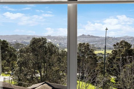 Photo of property in 13 Anchorite Way, Red Beach, 0932