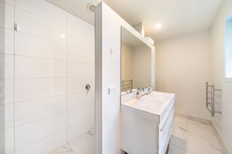 Photo of property in 15 Pacific View, Whitby, Porirua, 5024