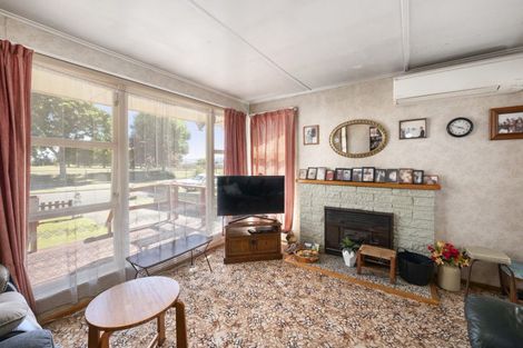 Photo of property in 10 Brent Road, Owhata, Rotorua, 3010