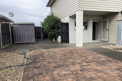Photo of property in 8 Baverstock Road, Flat Bush, Auckland, 2016