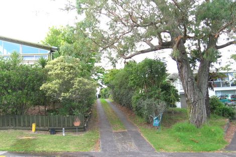 Photo of property in 52 Alton Avenue, Hillcrest, Auckland, 0627