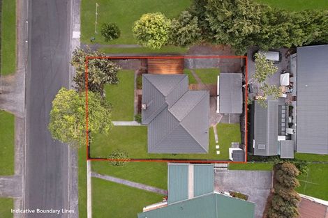 Photo of property in 1/3 Cross Street, Papakura, 2110