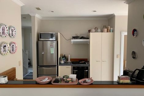 Photo of property in 5/14-26 Beach Road, Northcote Point, Auckland, 0627