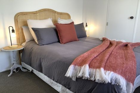 Photo of property in 18 Newberry Place, Richmond Heights, Taupo, 3330