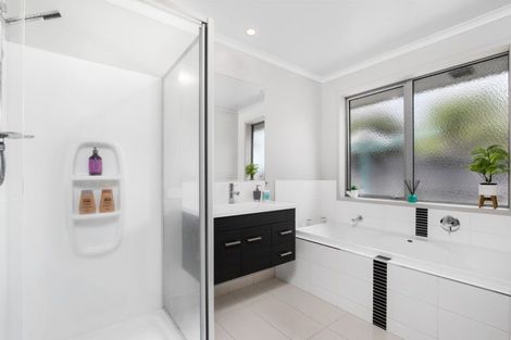 Photo of property in 4 Vivien Place, Patumahoe, Pukekohe, 2679