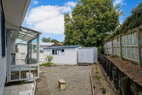 Photo of property in 5/7 Duncan Avenue, Te Atatu South, Auckland, 0610