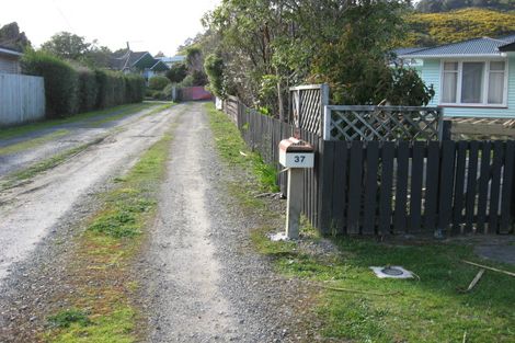 Photo of property in 37 Wood Street, Wainuiomata, Lower Hutt, 5014