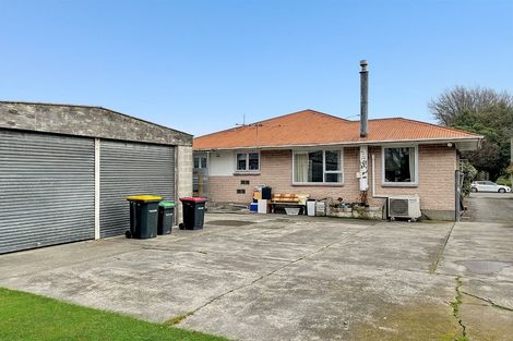 Photo of property in 84 Nortons Road, Avonhead, Christchurch, 8042