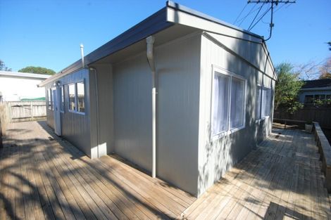 Photo of property in 2/69a Godley Road, Green Bay, Auckland, 0604