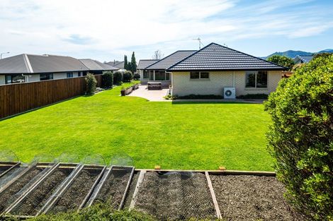 Photo of property in 13 Kendall View, Stoke, Nelson, 7011