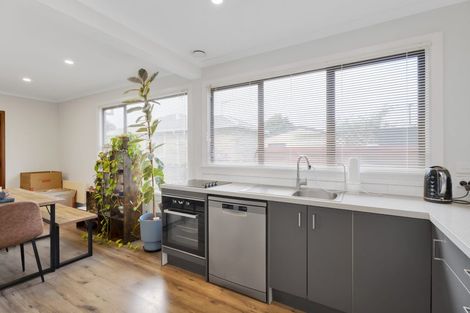 Photo of property in 135 Ngamotu Road, Spotswood, New Plymouth, 4310