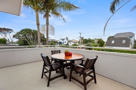 Photo of property in 130a Oceanbeach Road, Mount Maunganui, 3116