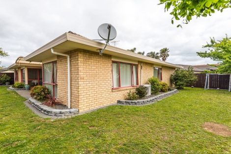Photo of property in 27 Glenross Drive, Wattle Downs, Auckland, 2103