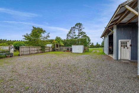 Photo of property in 325a Awai Road, Tarurutangi, New Plymouth, 4372