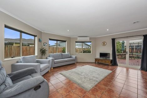 Photo of property in 10 Westminster Place, Rototuna North, Hamilton, 3210