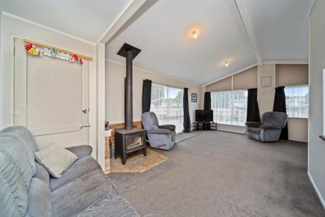 Photo of property in 88 South Road, Manaia, 4612
