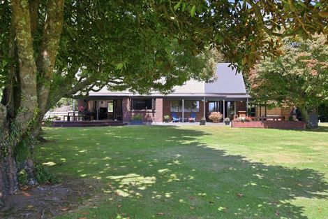 Photo of property in 17 Ridgewood Drive, Ridgewood, New Plymouth, 4371