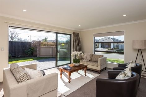 Photo of property in 39 Oakwood Drive, Rangiora, 7400