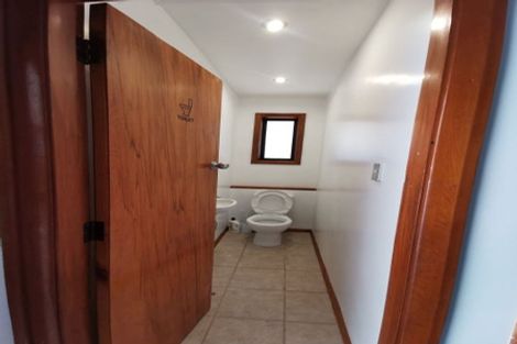 Photo of property in 5 Haslett Place, Upper Riccarton, Christchurch, 8041