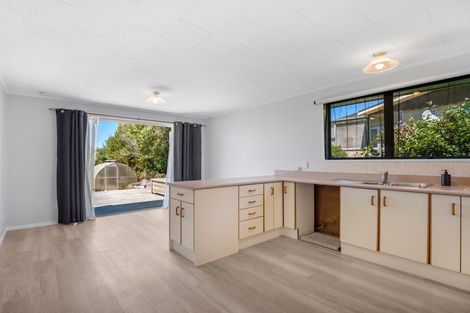 Photo of property in 37 Awamoa Road, Holmes Hill, Oamaru, 9401