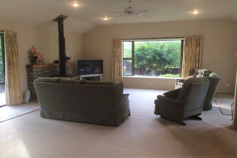 Photo of property in 64 Hunter Crescent, Wanaka, 9305