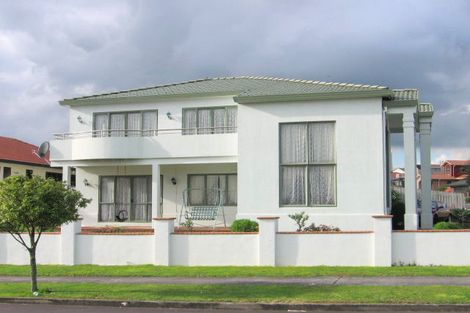Photo of property in 7 Pelargonium Terrace, Goodwood Heights, Auckland, 2105