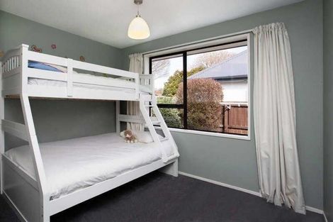 Photo of property in 2/15 Orkney Street, Strowan, Christchurch, 8052