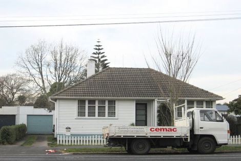 Photo of property in 1084 Heaphy Terrace, Fairfield, Hamilton, 3214