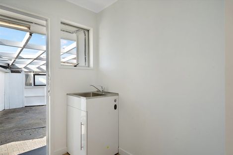 Photo of property in 4 Serrano Place, Clover Park, Auckland, 2023