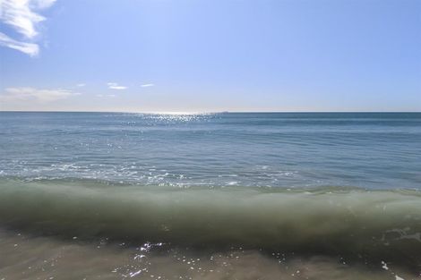 Photo of property in 195 Pukehina Parade, Pukehina, Te Puke, 3189