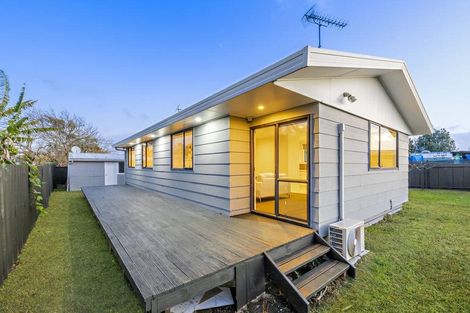 Photo of property in 2/26 Caravelle Close, Mangere, Auckland, 2022