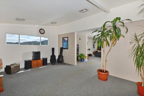 Photo of property in 215 Valley View Road, Otaika, Whangarei, 0170