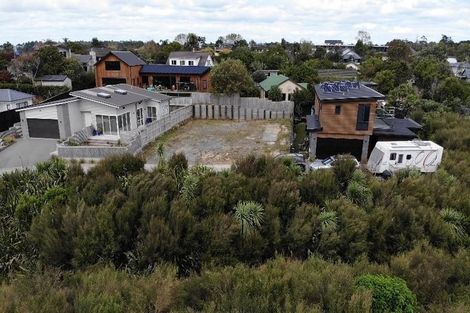 Photo of property in 47 Ara Kakara Avenue, Huapai, Kumeu, 0810