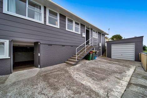 Photo of property in 5 Anson Place, Westown, New Plymouth, 4310