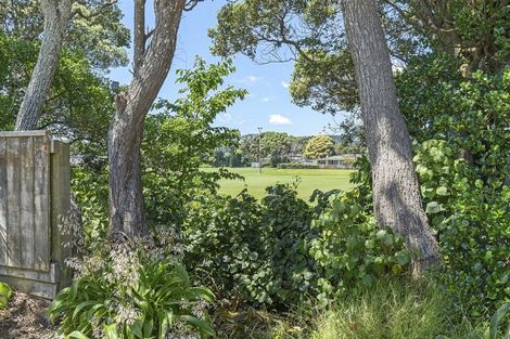 Photo of property in 8 Chatswood Grove, Fitzroy, New Plymouth, 4312