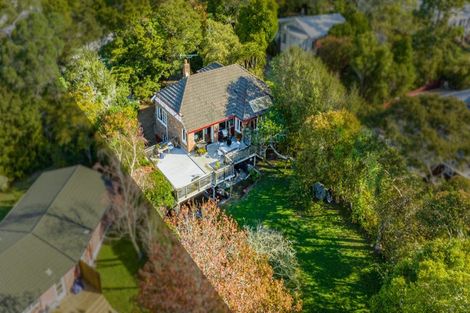 Photo of property in 195 Golf Road, Titirangi, Auckland, 0604